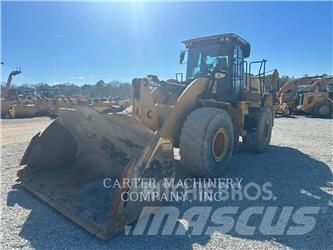 CAT 962M Kolesové nakladače