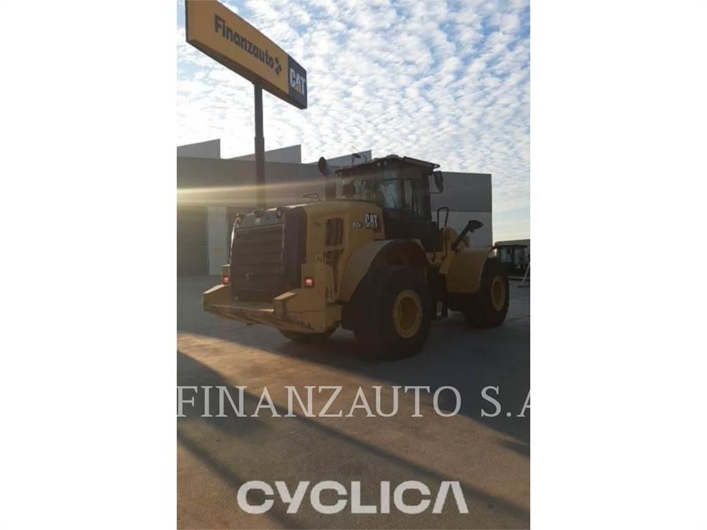 CAT 962M Kolesové nakladače
