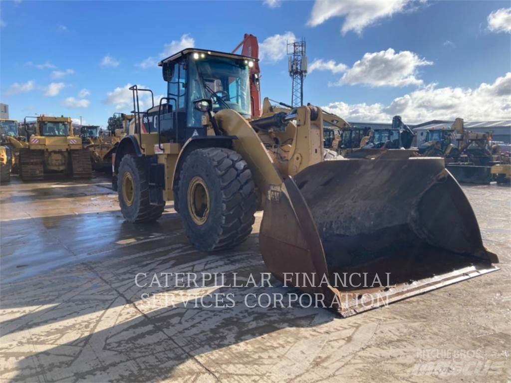 CAT 962M Kolesové nakladače