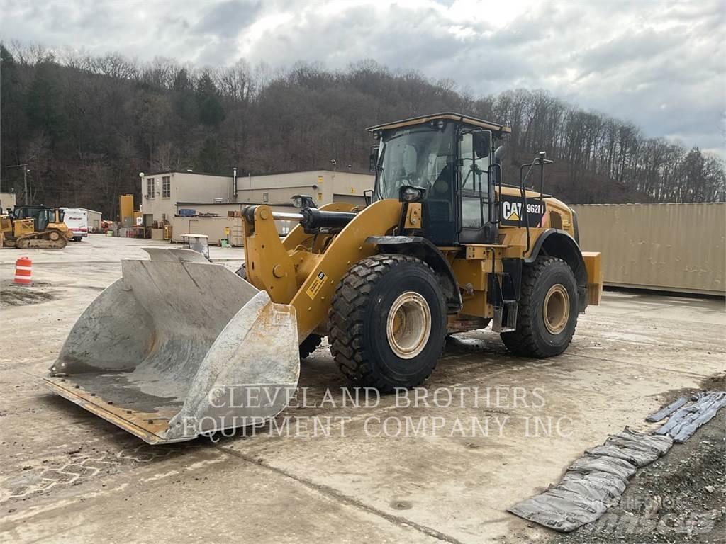 CAT 962M Kolesové nakladače