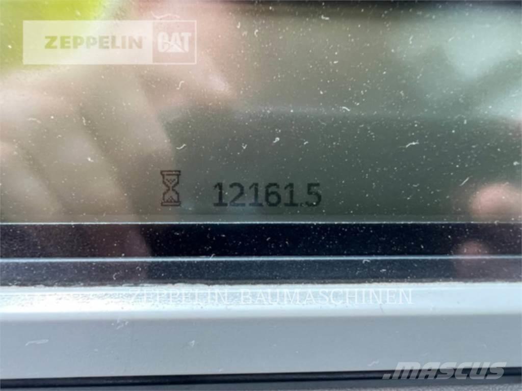 CAT 962M Kolesové nakladače