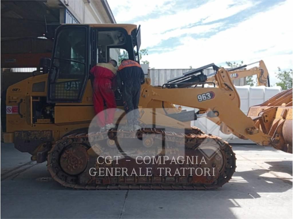 CAT 963 Pásové nakladače