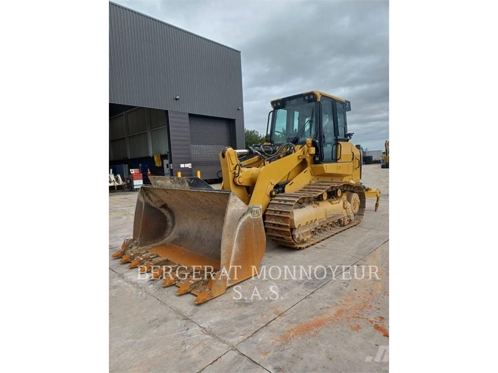 CAT 963 Pásové nakladače