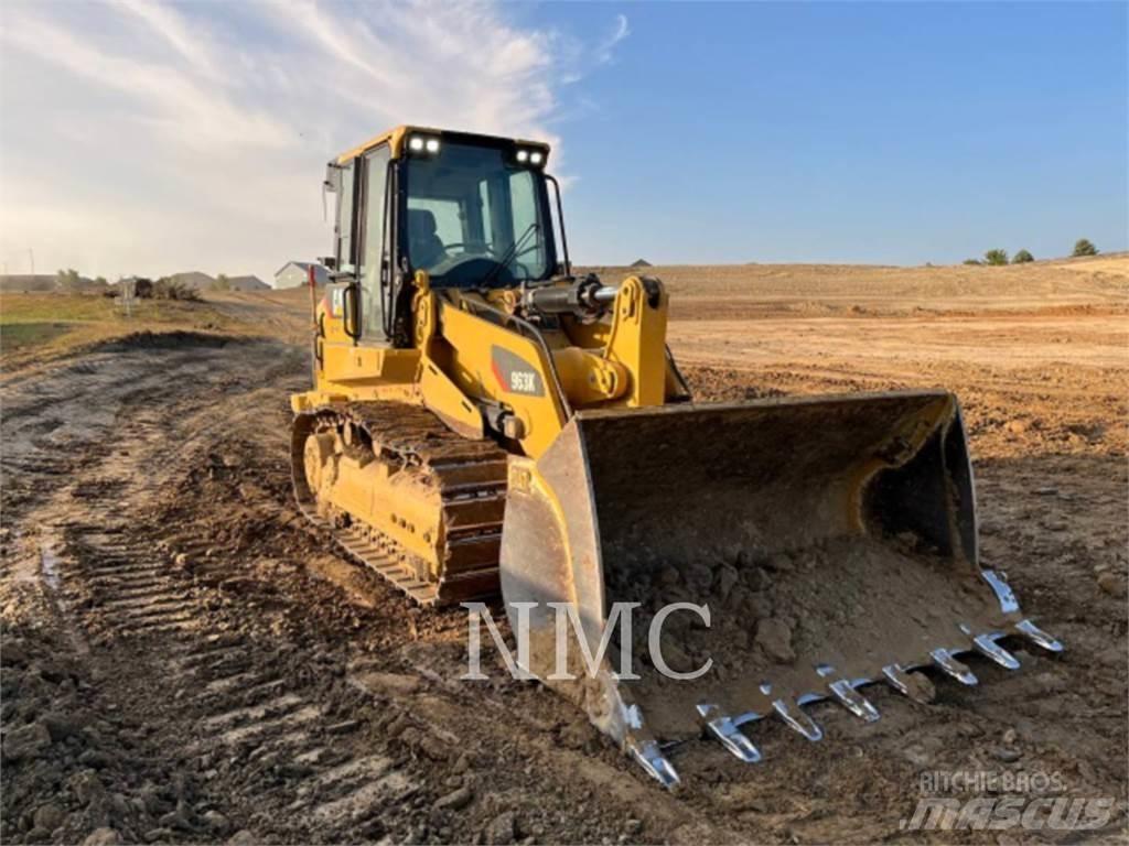 CAT 963K Pásové nakladače