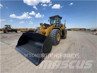 CAT 966 Kolesové nakladače