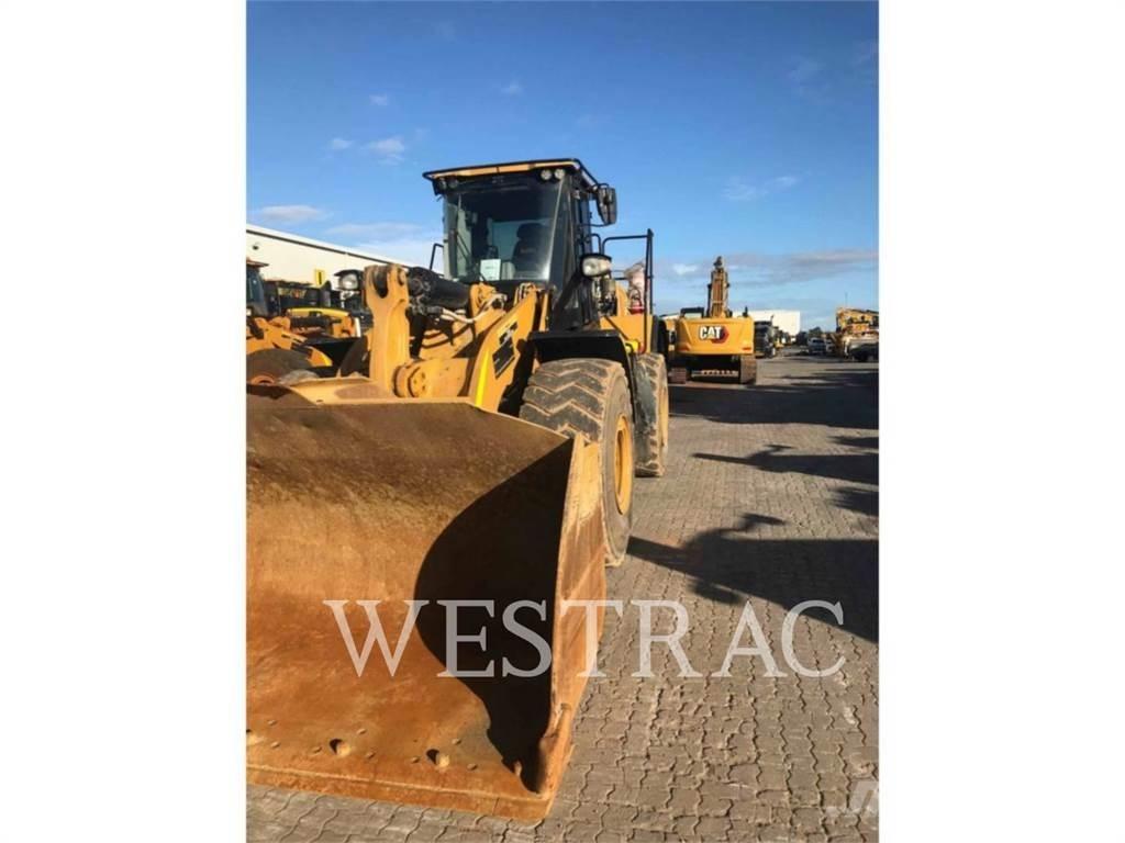 CAT 966 Kolesové nakladače