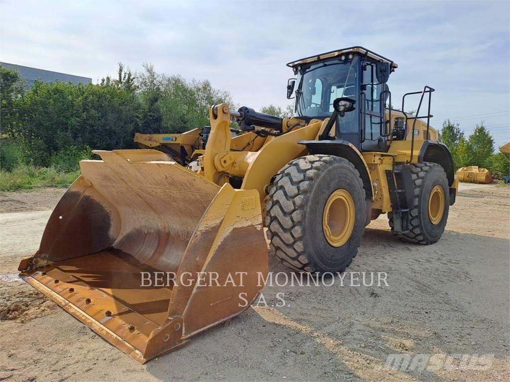CAT 966 Kolesové nakladače