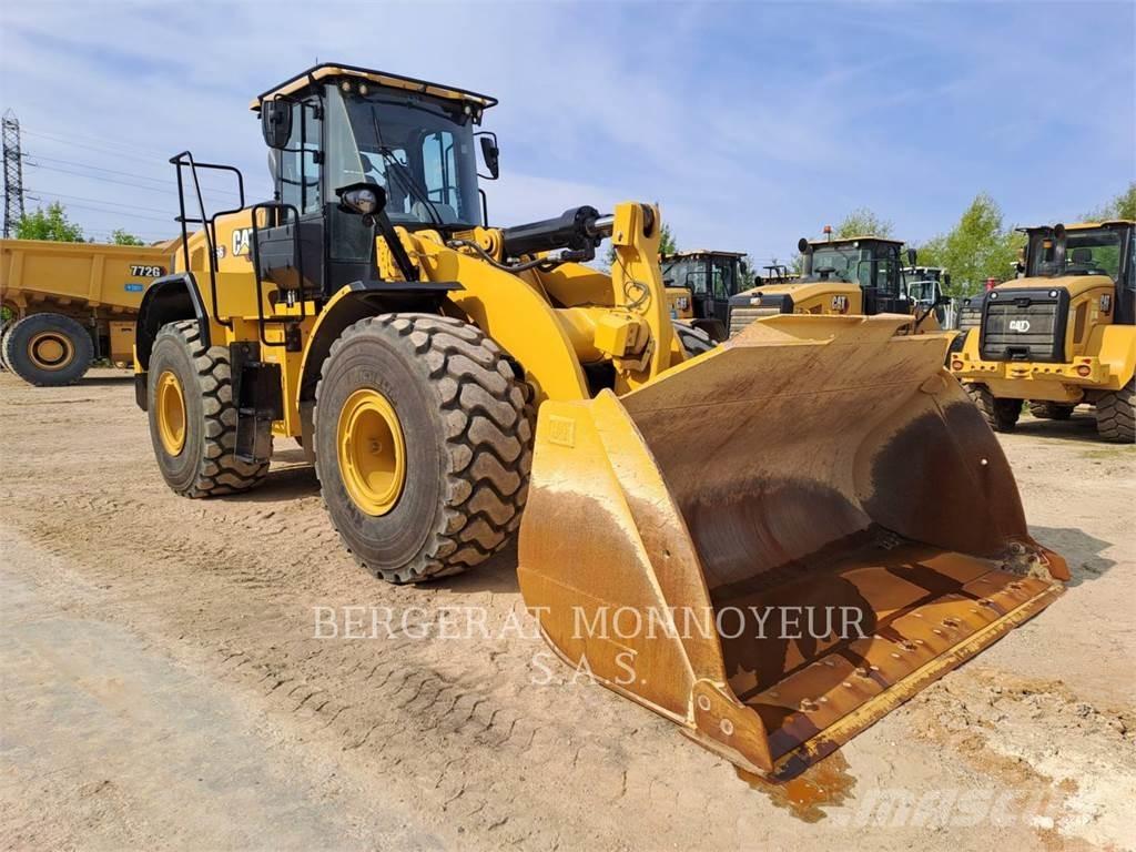 CAT 966 Kolesové nakladače