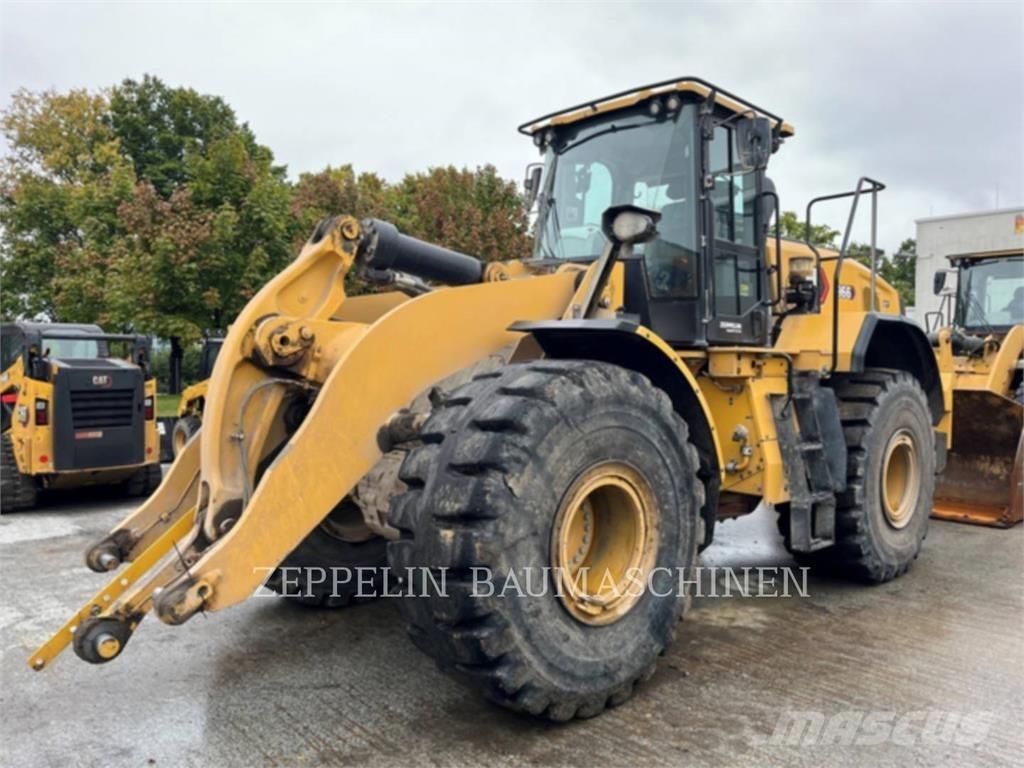 CAT 966 Kolesové nakladače
