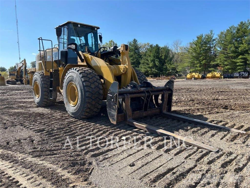 CAT 966-01GC Kolesové nakladače