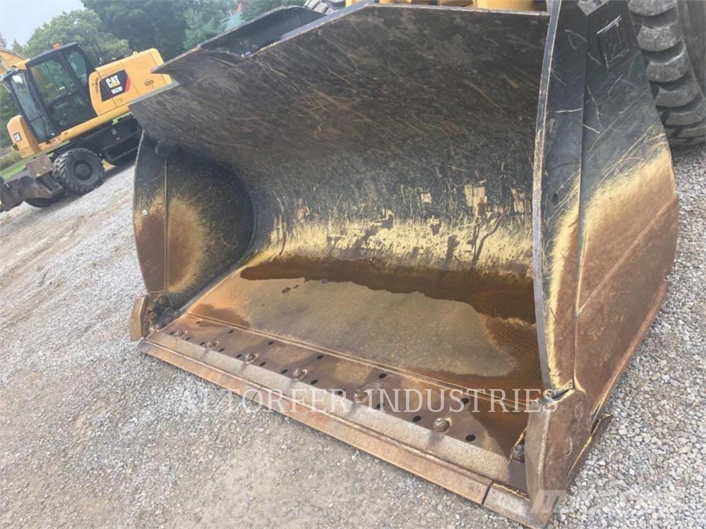 CAT 966-01GC Kolesové nakladače