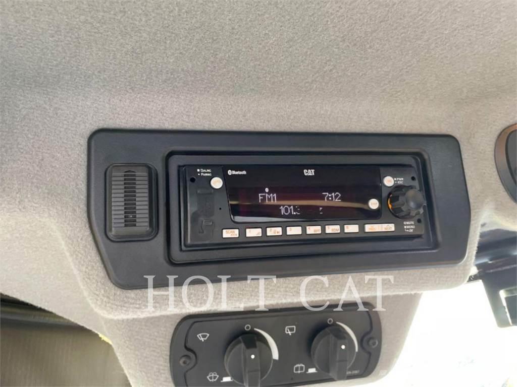 CAT 966 QC Kolesové nakladače