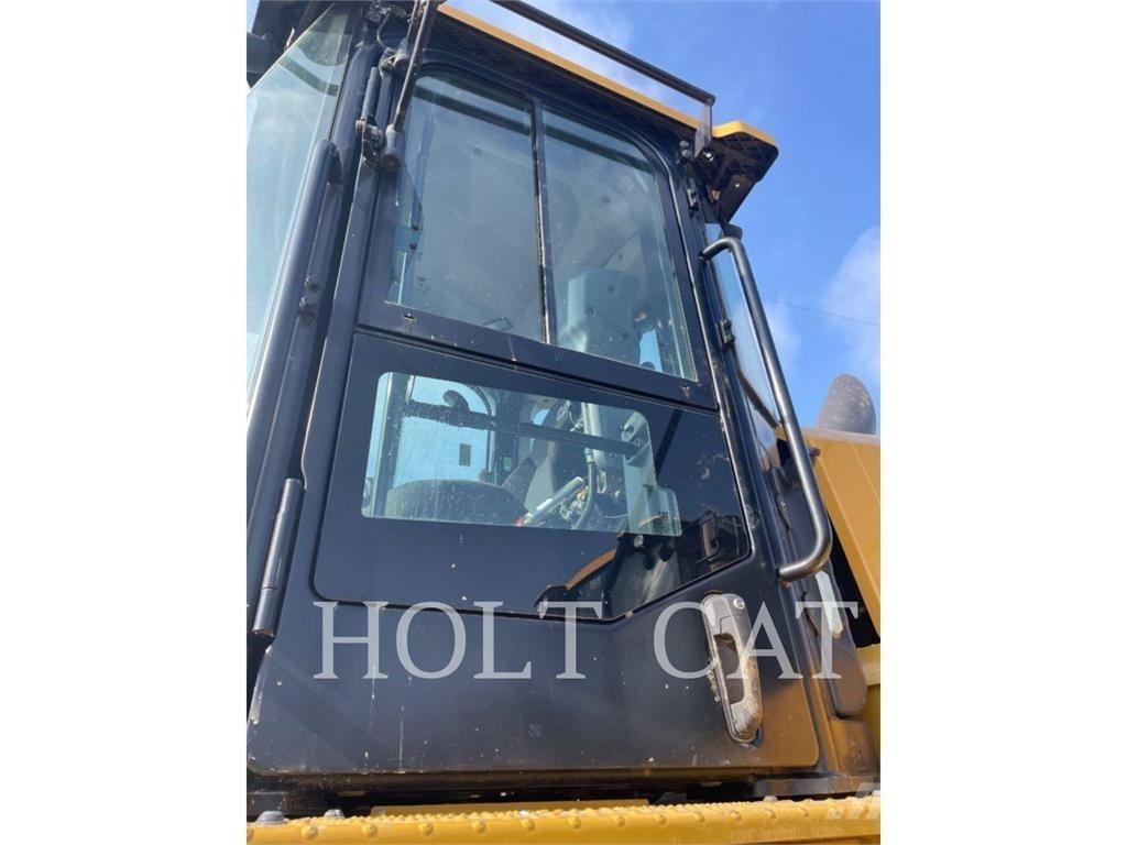 CAT 966 QC Kolesové nakladače