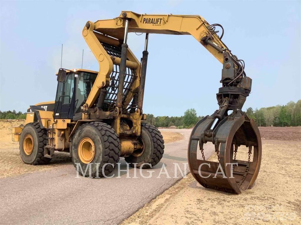 CAT 966G Kolesové nakladače