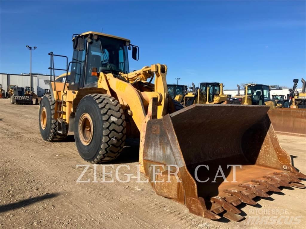 CAT 966G Kolesové nakladače
