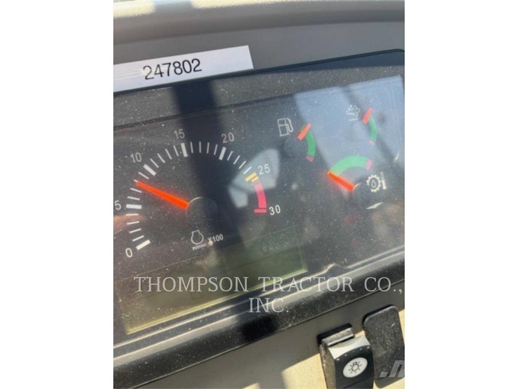 CAT 966GC Kolesové nakladače