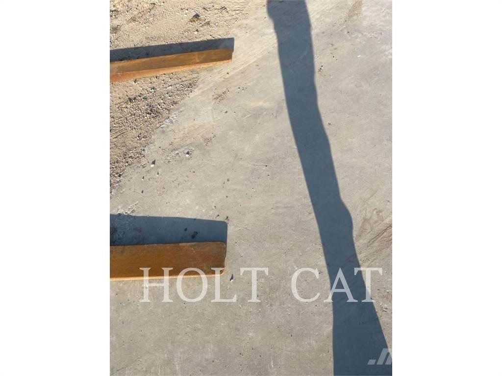 CAT 966GC QC Kolesové nakladače