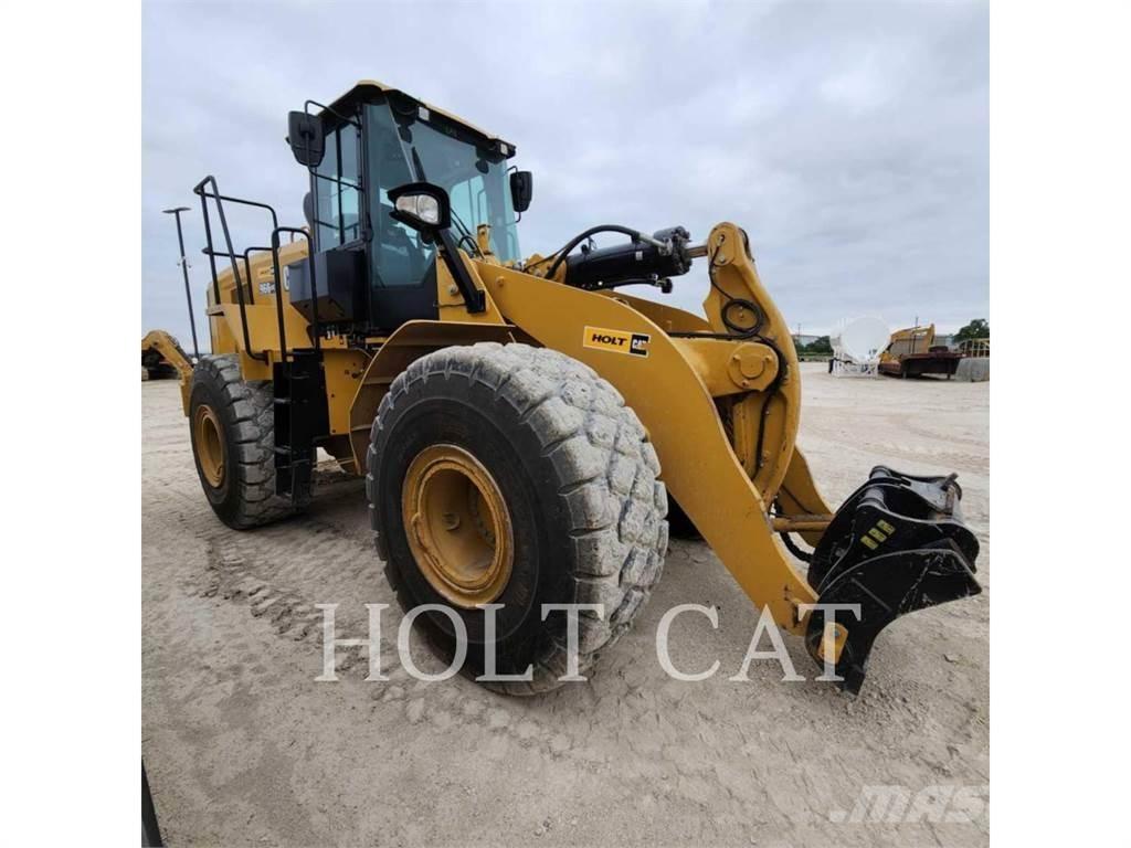 CAT 966GC QC Kolesové nakladače