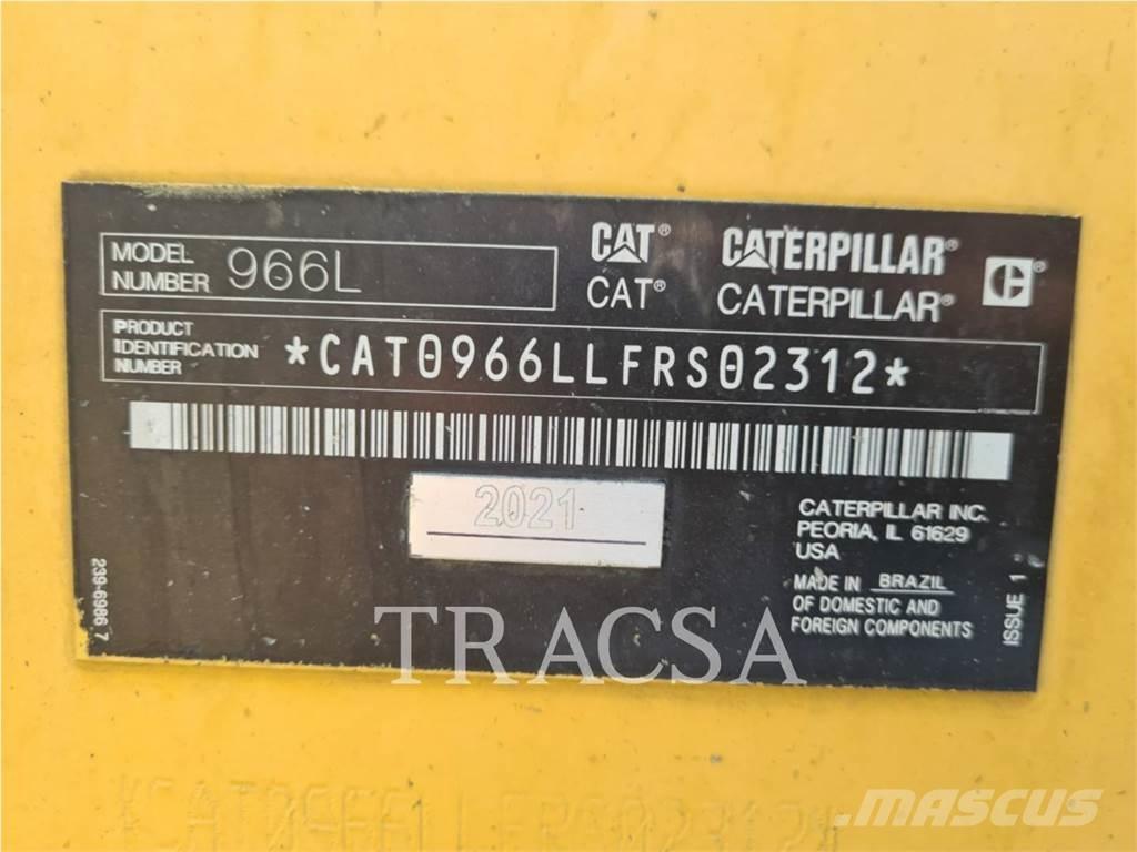 CAT 966L Kolesové nakladače