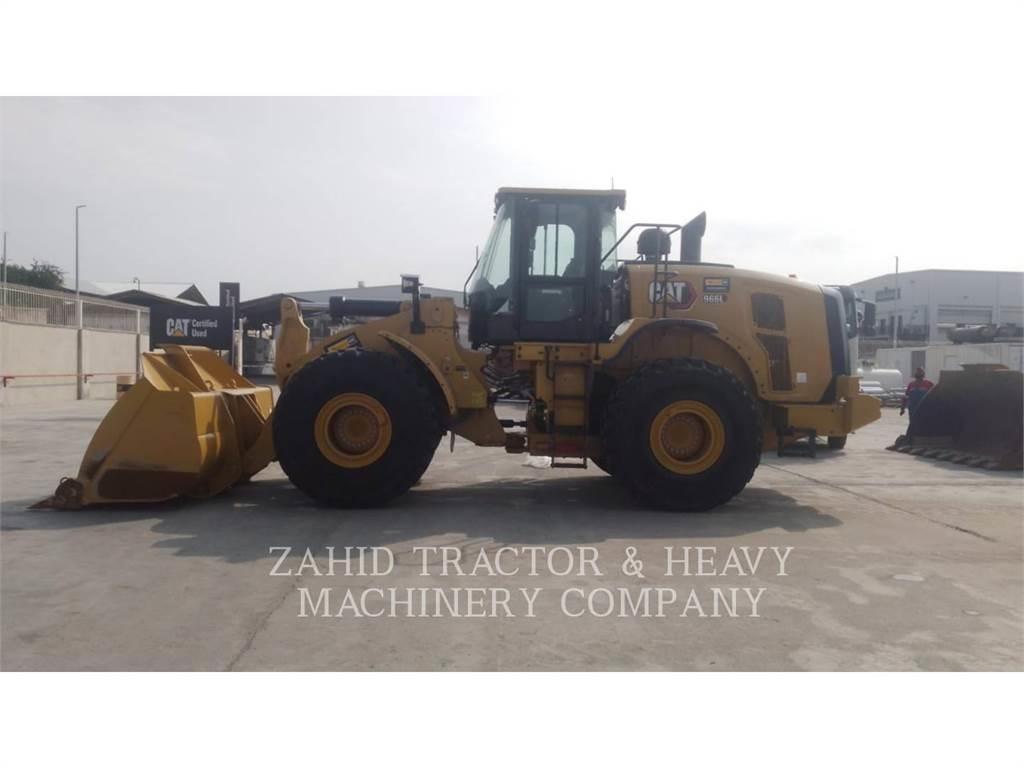 CAT 966L Kolesové nakladače