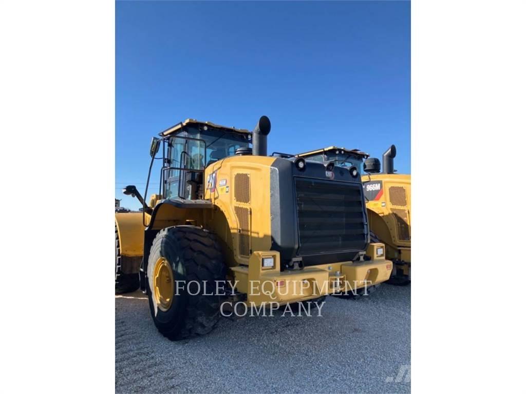 CAT 966M Kolesové nakladače
