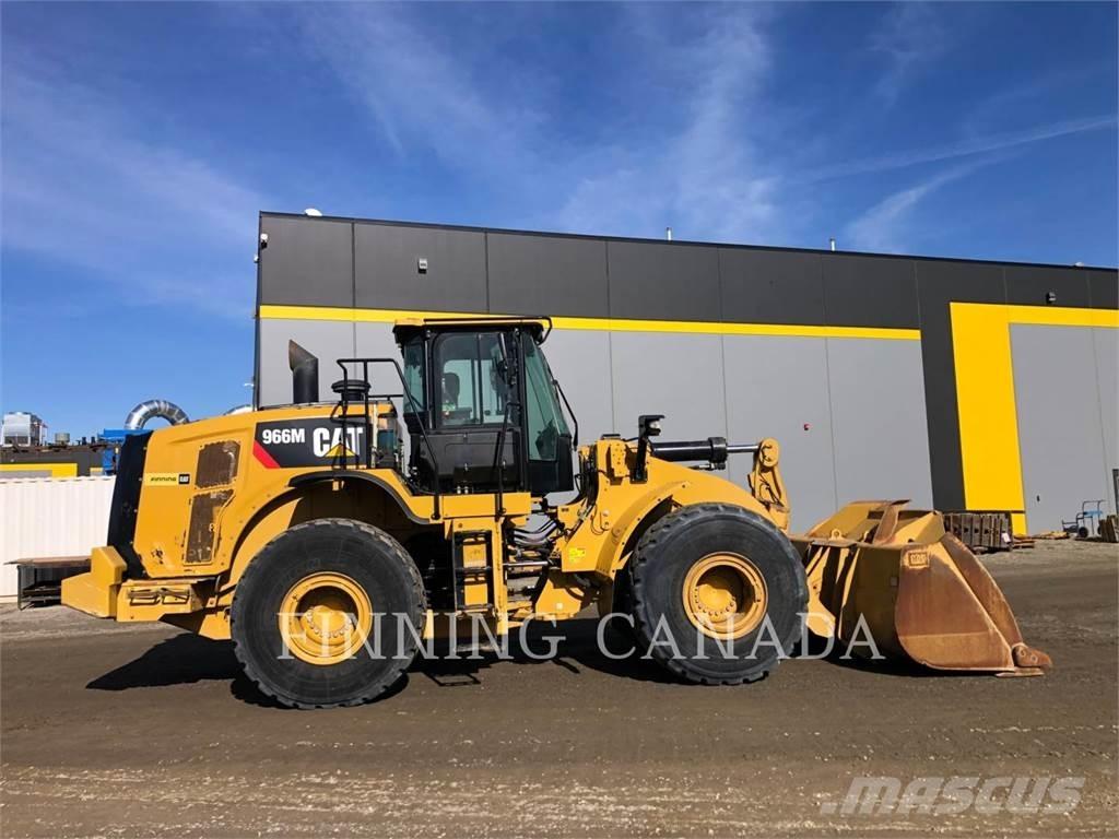 CAT 966M Kolesové nakladače