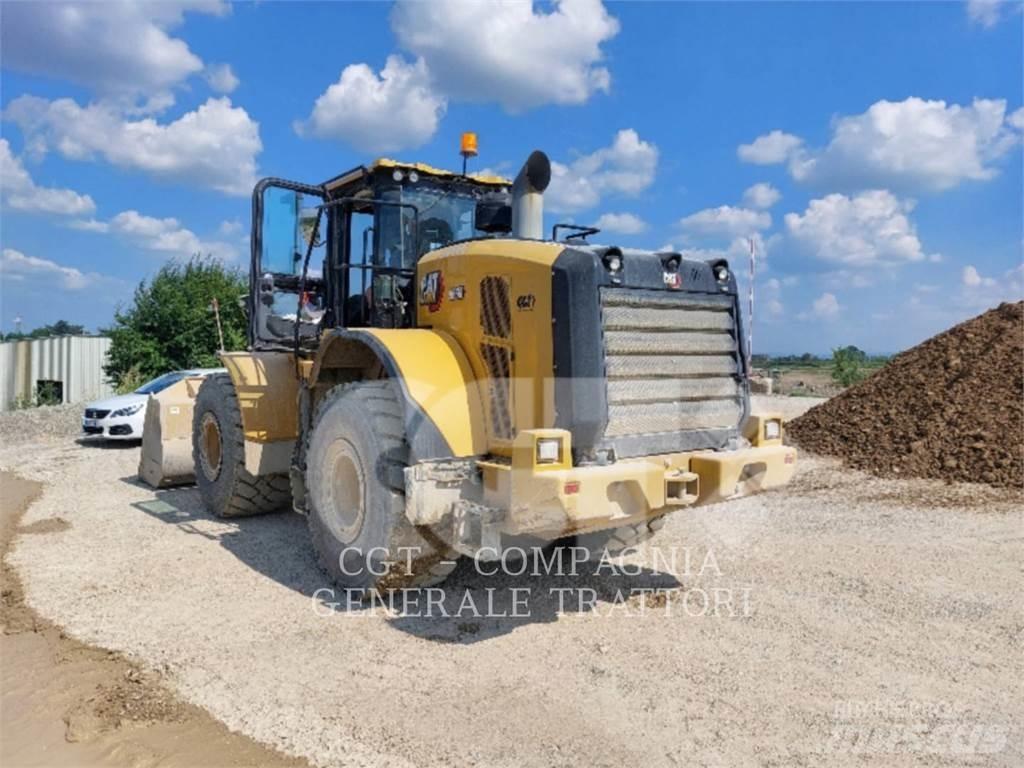 CAT 966M Kolesové nakladače
