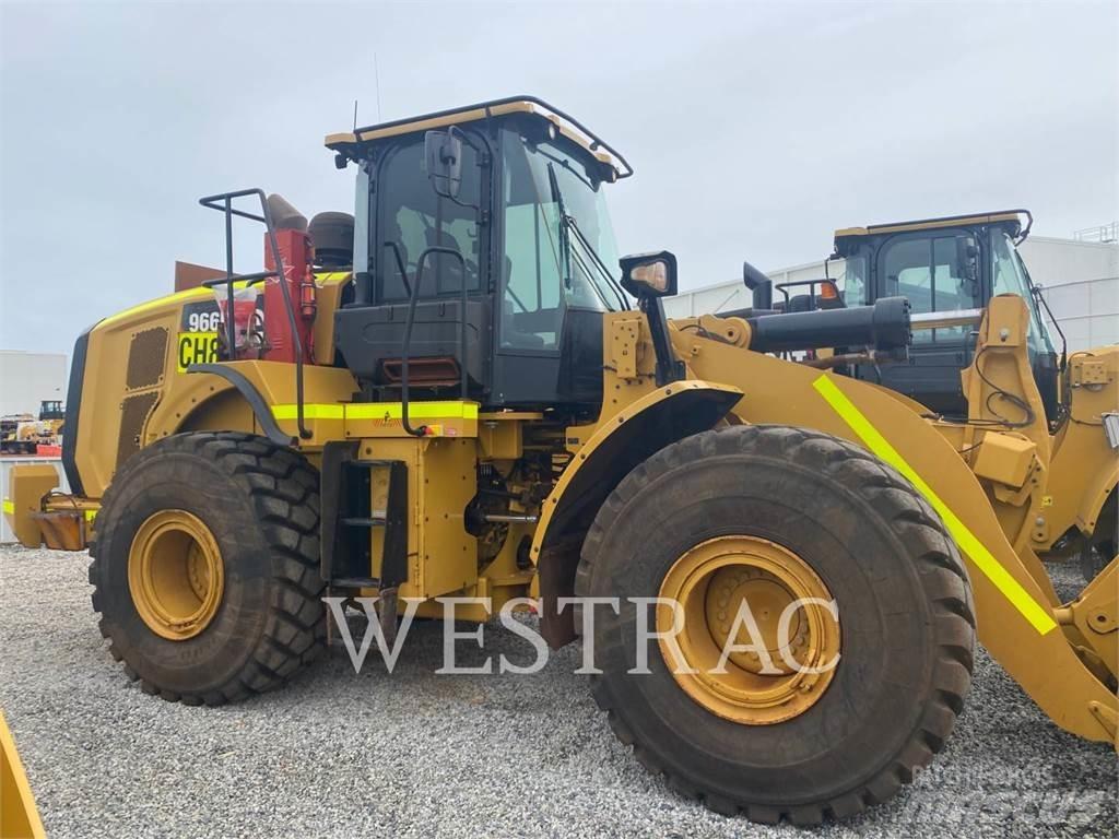 CAT 966M Kolesové nakladače