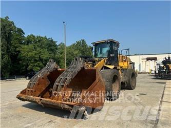 CAT 966M Kolesové nakladače