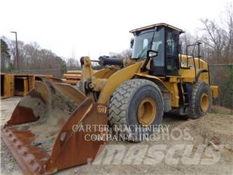 CAT 966M Kolesové nakladače