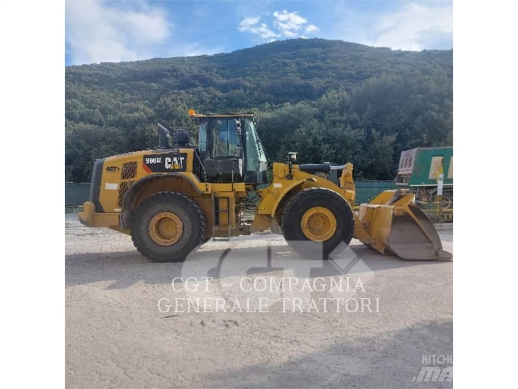 CAT 966M Kolesové nakladače