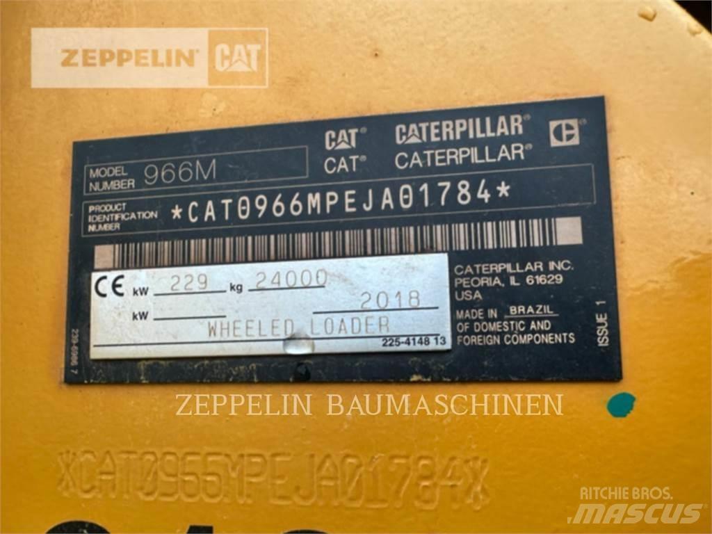 CAT 966M Kolesové nakladače