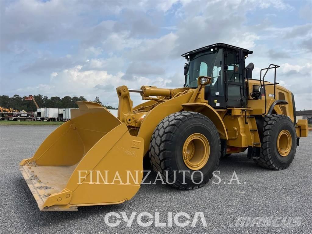 CAT 966M Kolesové nakladače