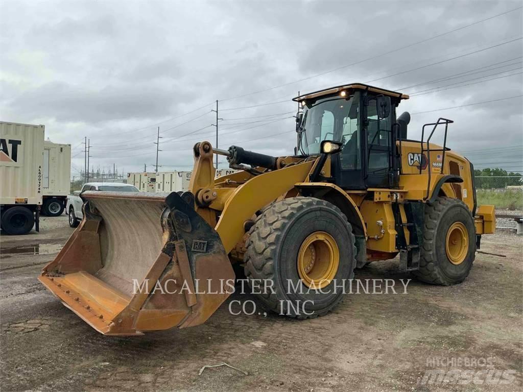CAT 966M Kolesové nakladače