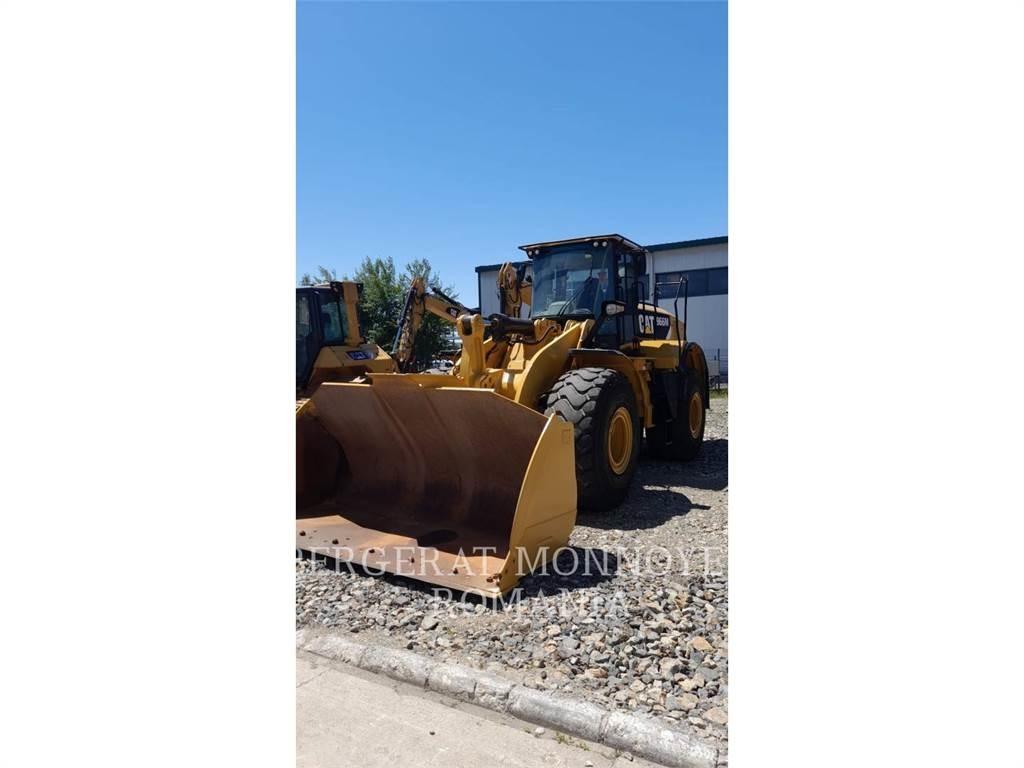 CAT 966M Kolesové nakladače