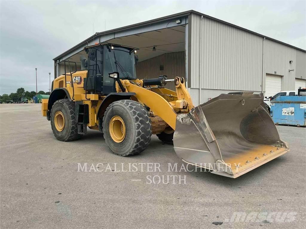 CAT 966M Kolesové nakladače