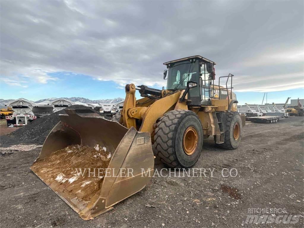 CAT 966M QC 3V Kolesové nakladače