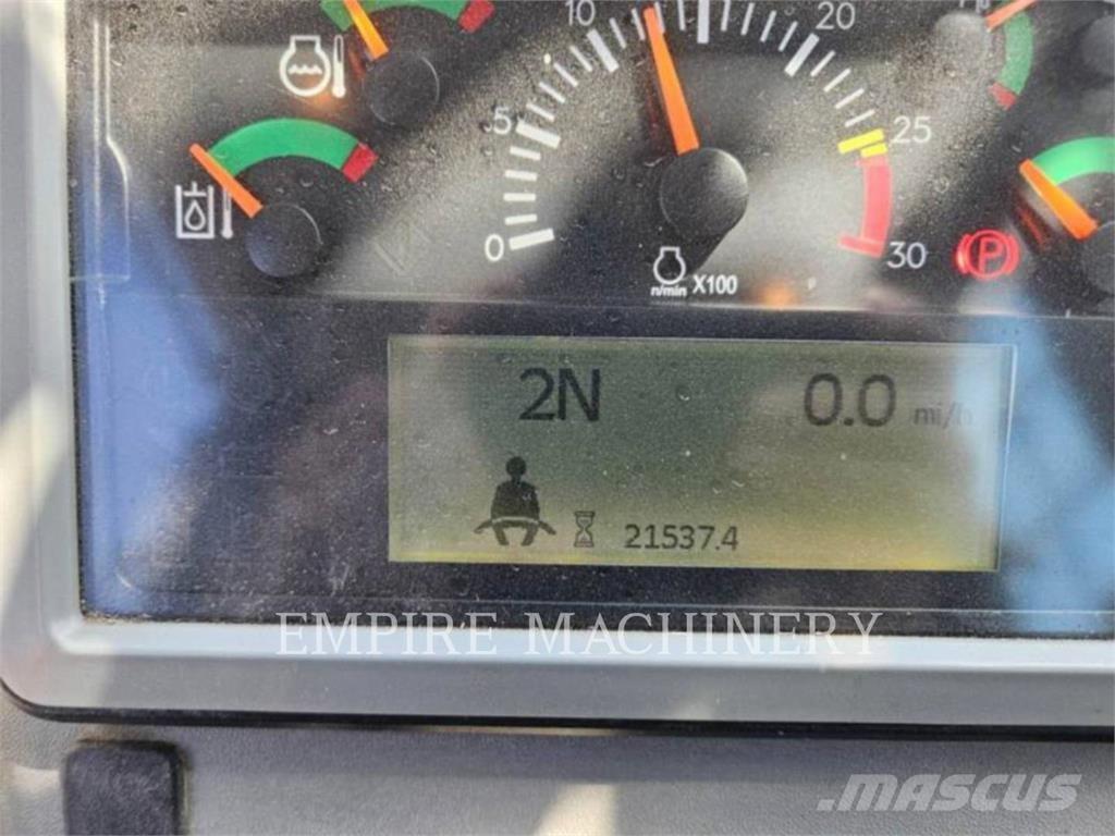 CAT 966M WH Kolesové nakladače