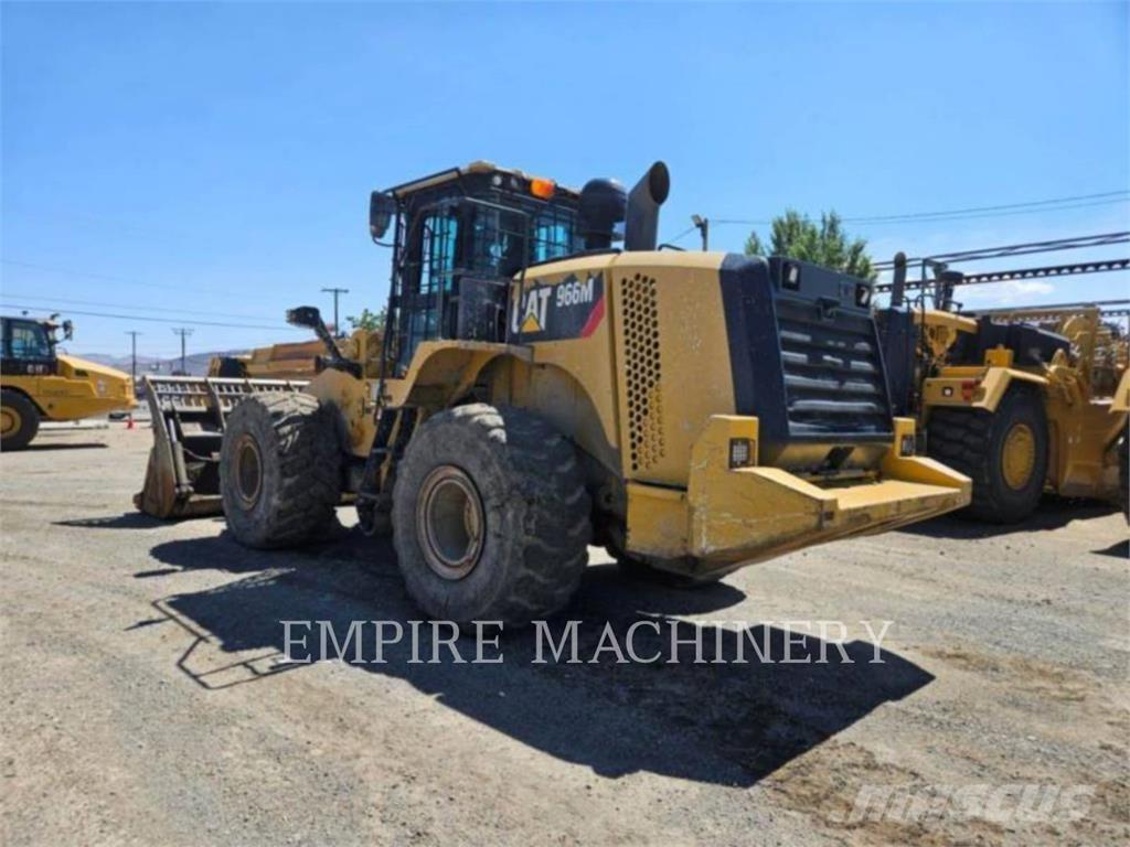 CAT 966M WH Kolesové nakladače
