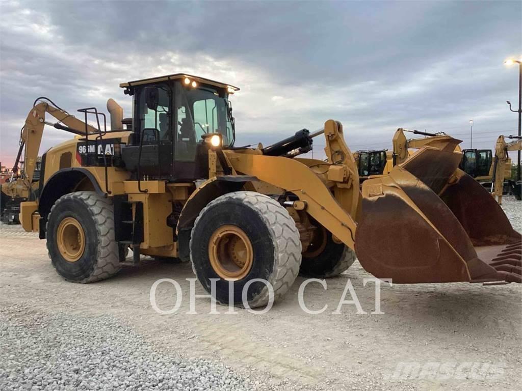 CAT 966M XE Kolesové nakladače