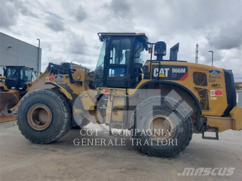 CAT 966M XE Kolesové nakladače