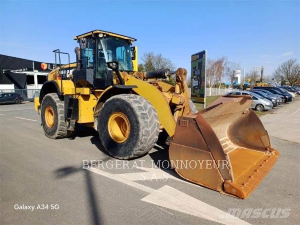 CAT 966M XE Kolesové nakladače