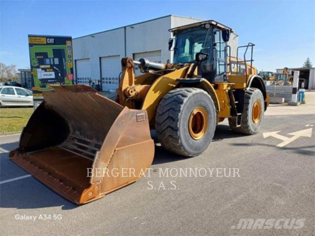 CAT 966M XE Kolesové nakladače