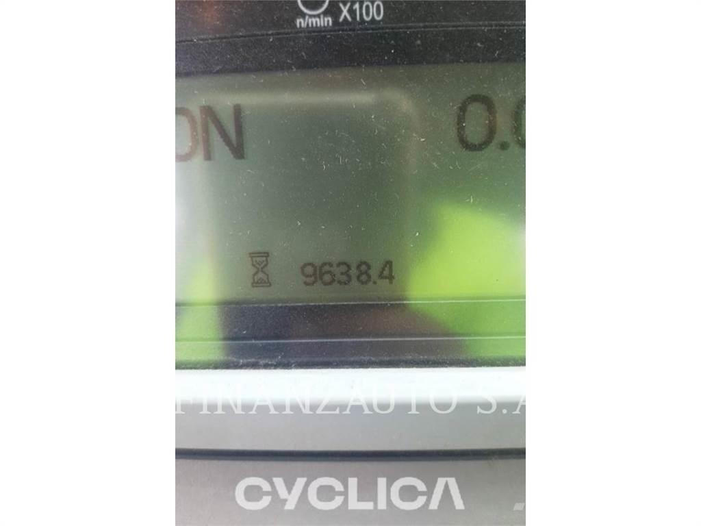 CAT 966MXE Kolesové nakladače