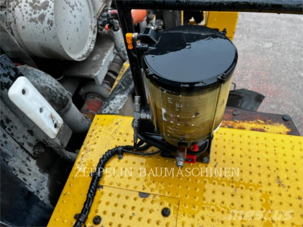 CAT 966MXE Kolesové nakladače