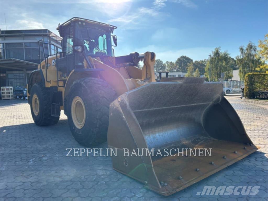 CAT 966XE Kolesové nakladače