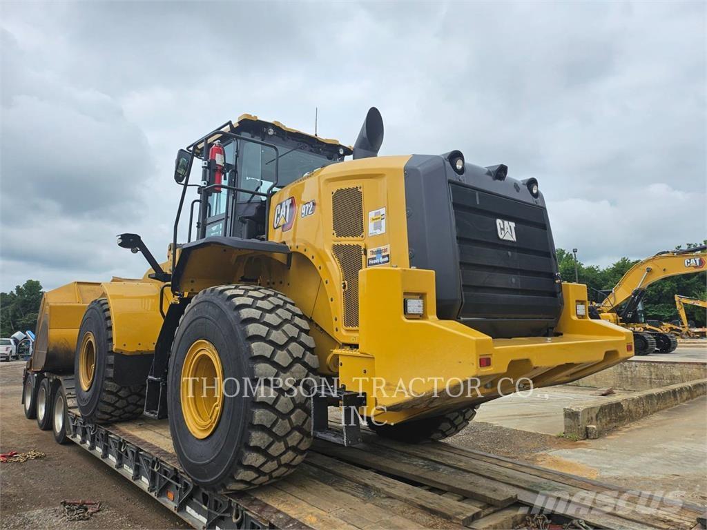 CAT 972 Kolesové nakladače