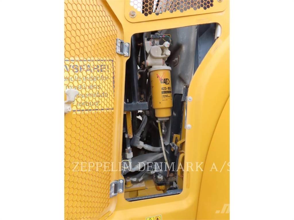 CAT 972 M XE Kolesové nakladače