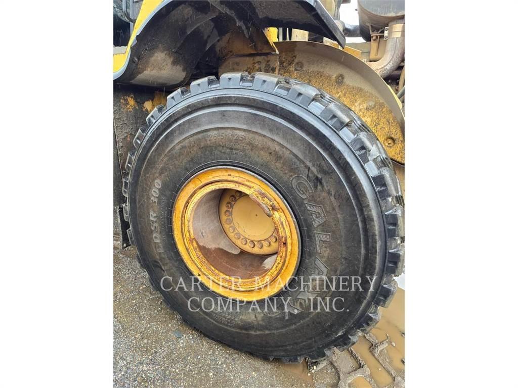 CAT 972H Kolesové nakladače