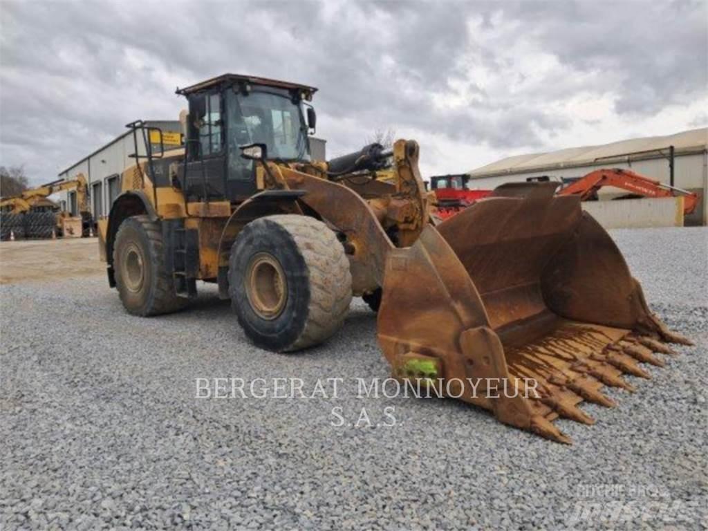 CAT 972K Kolesové nakladače